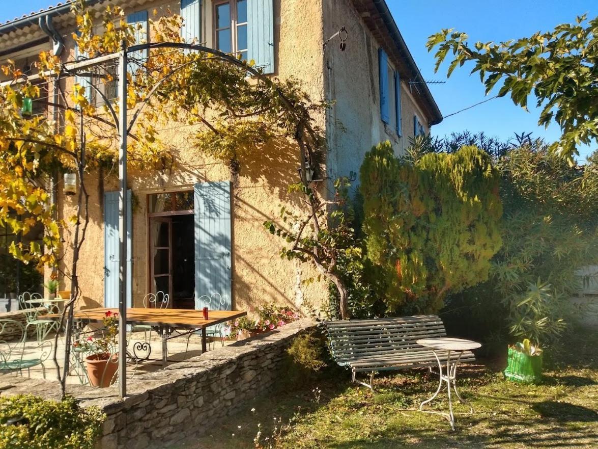 Mas La Vitalis D'hotes Bed & Breakfast LʼIsle-sur-la-Sorgue